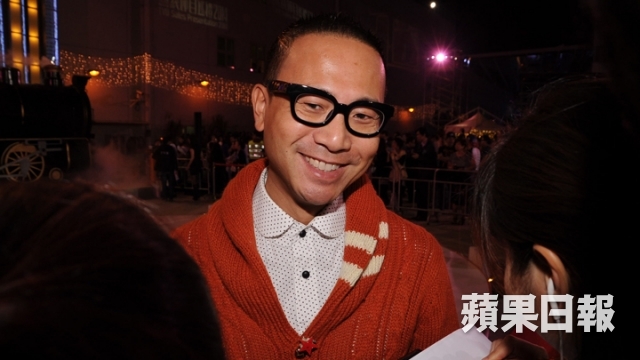 陳國邦主動留意特權法有冇通過。（攝影：陳俊強）(蘋果日報)